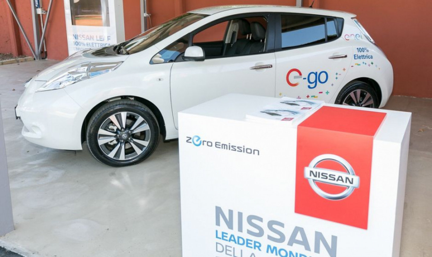 autos, cars, nissan, autos nissan leaf, new nissan leaf with e-pedal is around the corner