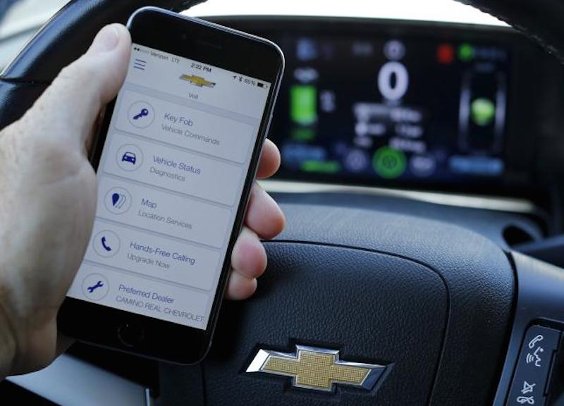 autos, cars, hacking, onstar, researcher says can hack gm's onstar app, open vehicle, start engine