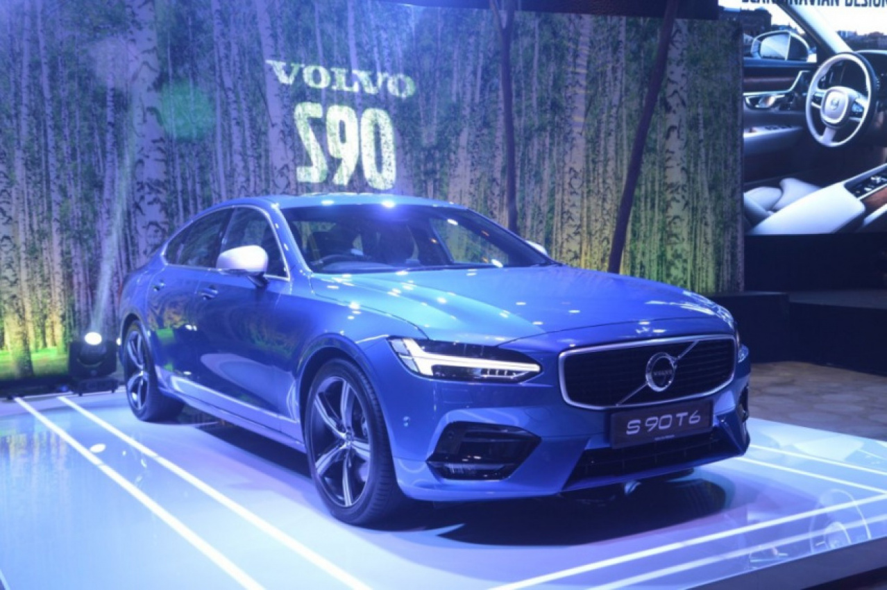 autos, cars, volvo, autos volvo, volvo s90, 2017 volvo s90 and v90 t6 r-design awd arrive at rm453,888 and rm458,888
