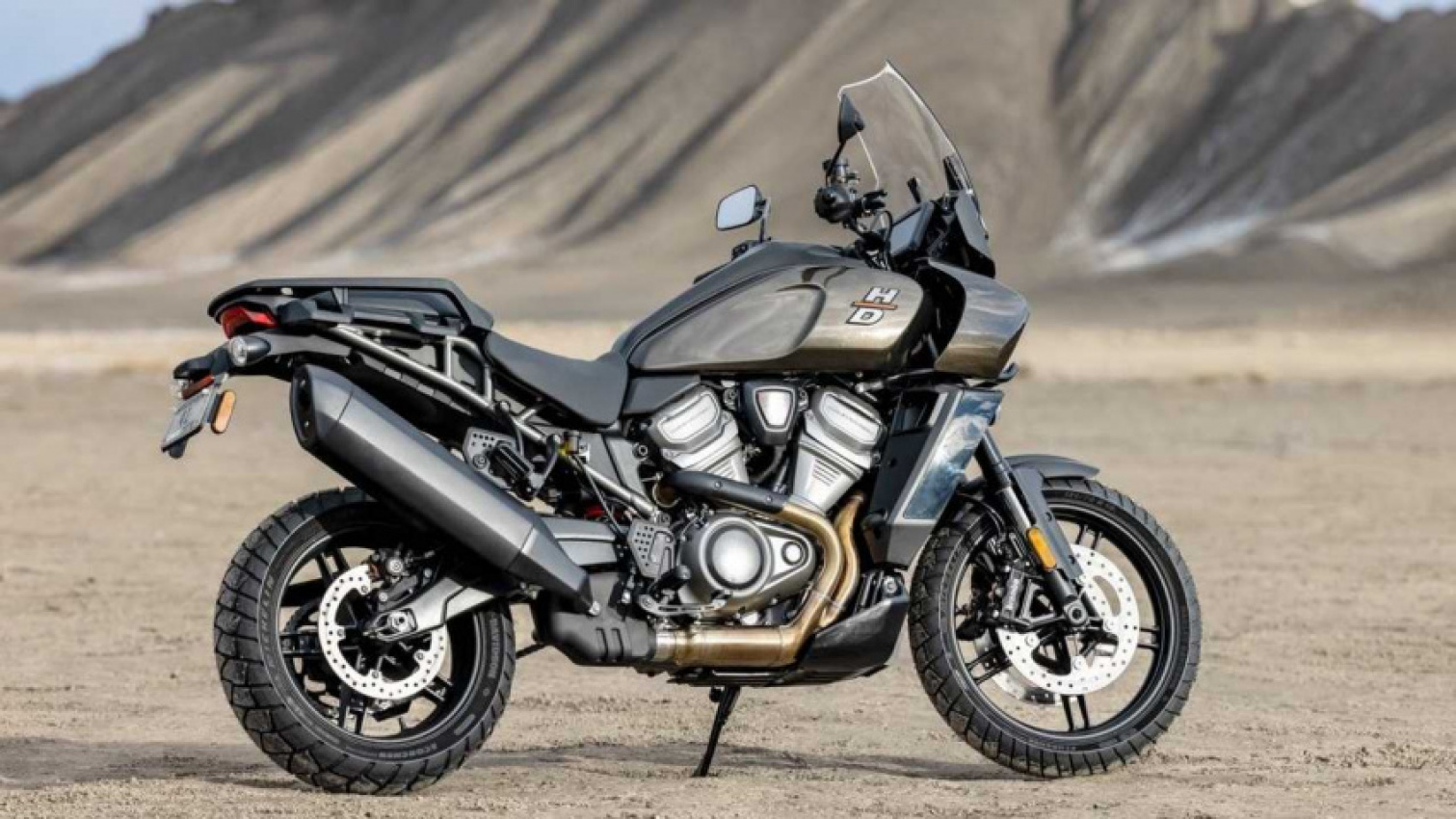 autos, cars, harley-davidson, harley, recall: some 2021 harley pan americas, sportster s may have display issue