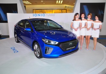 autos, cars, hyundai, autos hyundai, hyundai ioniq, hyundai ioniq hybrid launched from rm104k