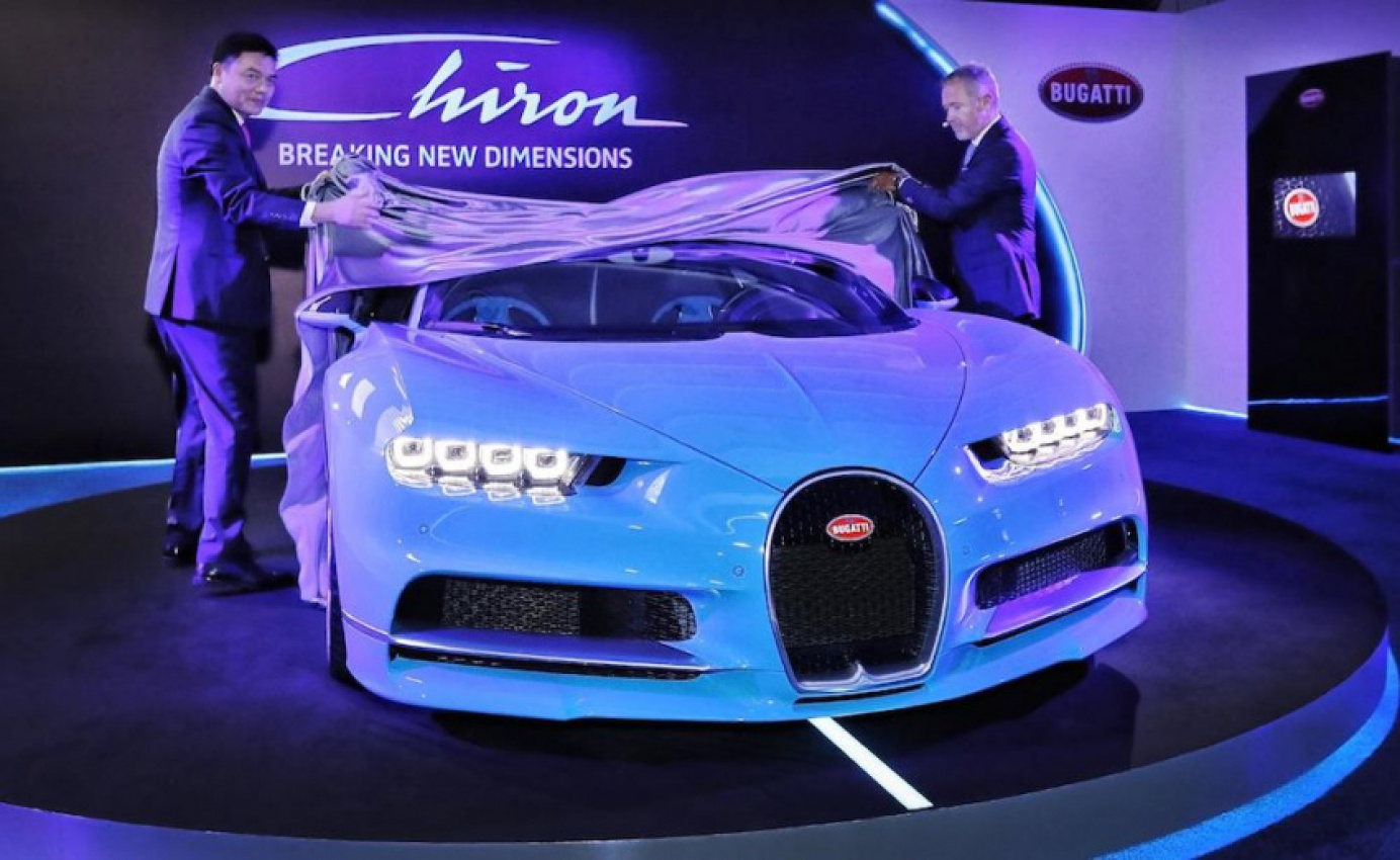 autos, bugatti, cars, autos bugatti chiron, bugatti chiron, bugatti chiron lands in singapore for regional debut