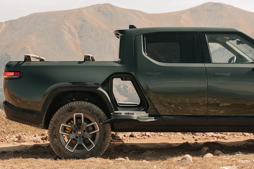 autos, cars, electric vehicles, ford, rivian, amazon, industry news, video, amazon, ford not ready to sell stake in rivian yet
