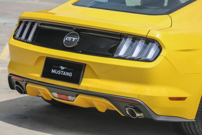 autos, cars, ford, austos ford mustang, ford mustang, new ford mustang finds its first customer
