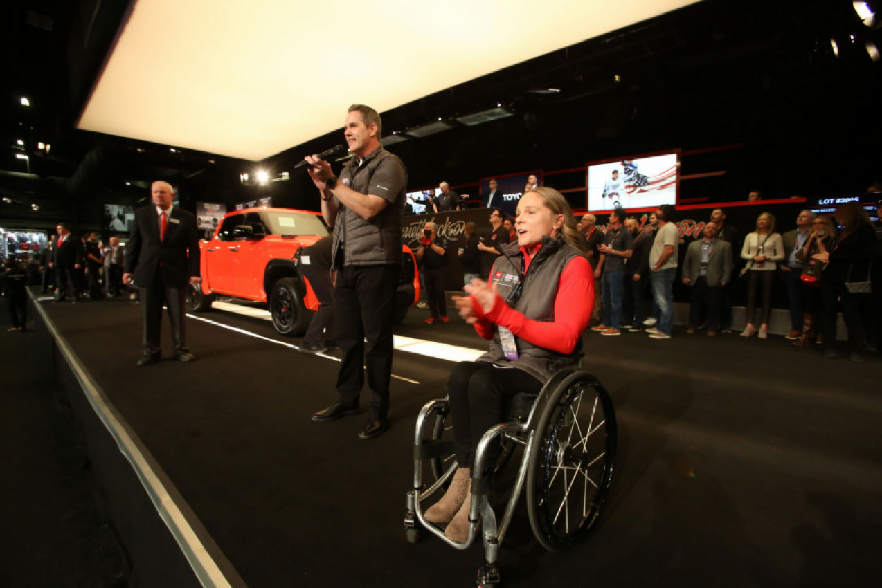 autos, cars, news, toyota, auction, barrett-jackson, hybrids, toyota tundra, toyota raises over $1.2m for the first two production 2022 tundras