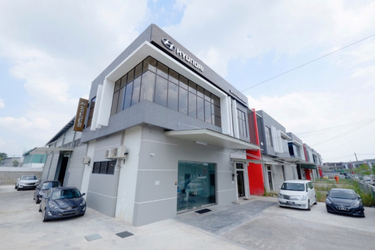 autos, cars, hyundai, autos hyundai, autos news, hyundai 2s centre malacca opens