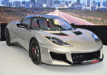 autos, cars, lotus, lotus evora 400 arrives