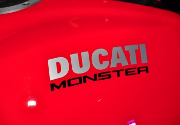 autos, cars, ducati, autos ducati, autos motorcycles, ducati motogp riders dovizioso and iannone autograph limited edition monster 821