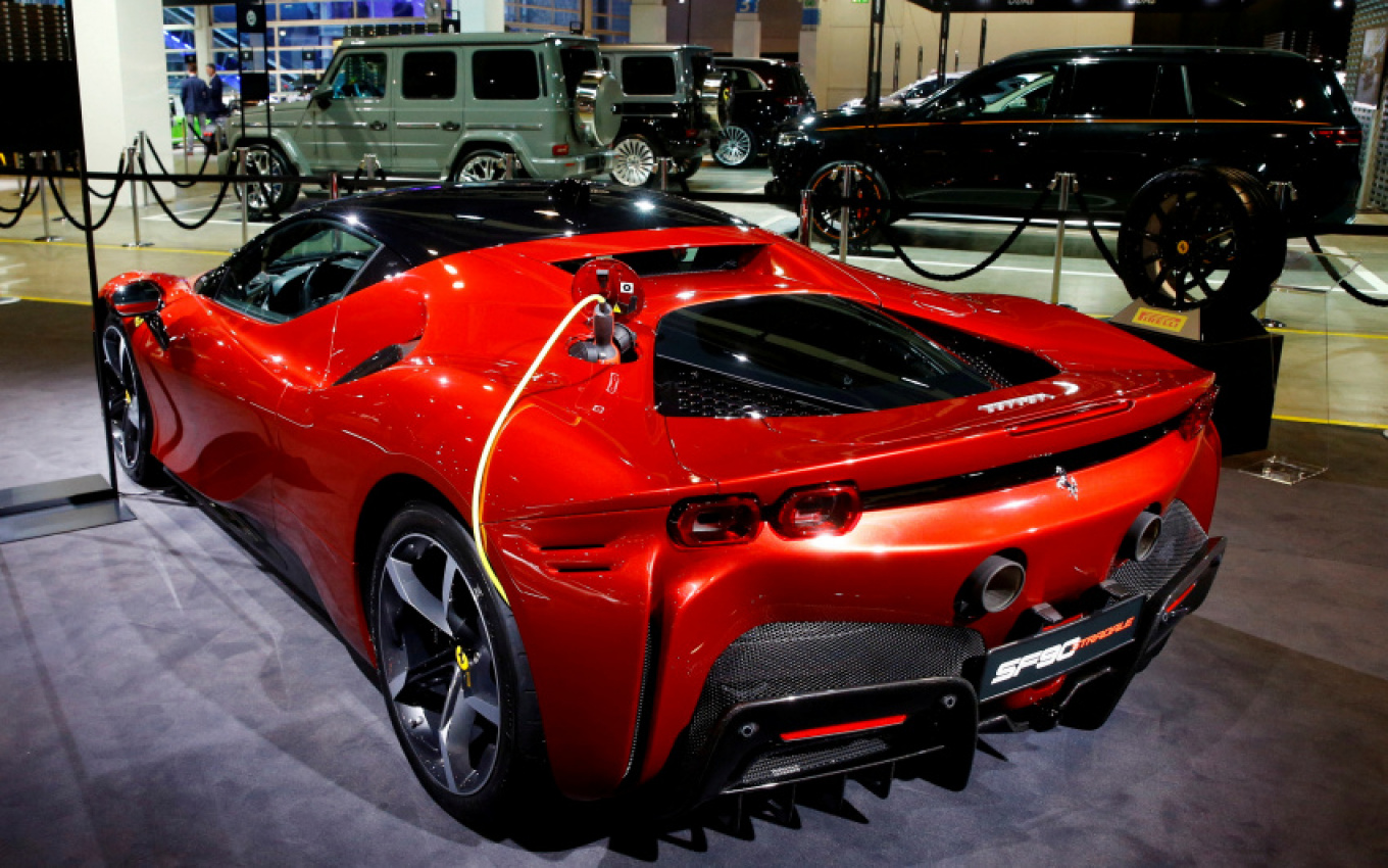 autos, ferrari, ferrari points to higher profits this year after record 2021 shipments