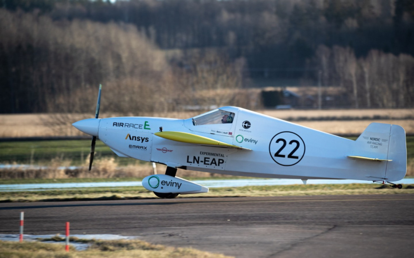 autos, cars, diversions, aeroplanes, air race e, air race one, aircraft, electric vehicles, jeff zaltman, formula e of the skies gets step closer with first piloted flight of electric racing aeroplane