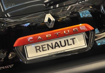 autos, cars, renault, renault captur previewed 
