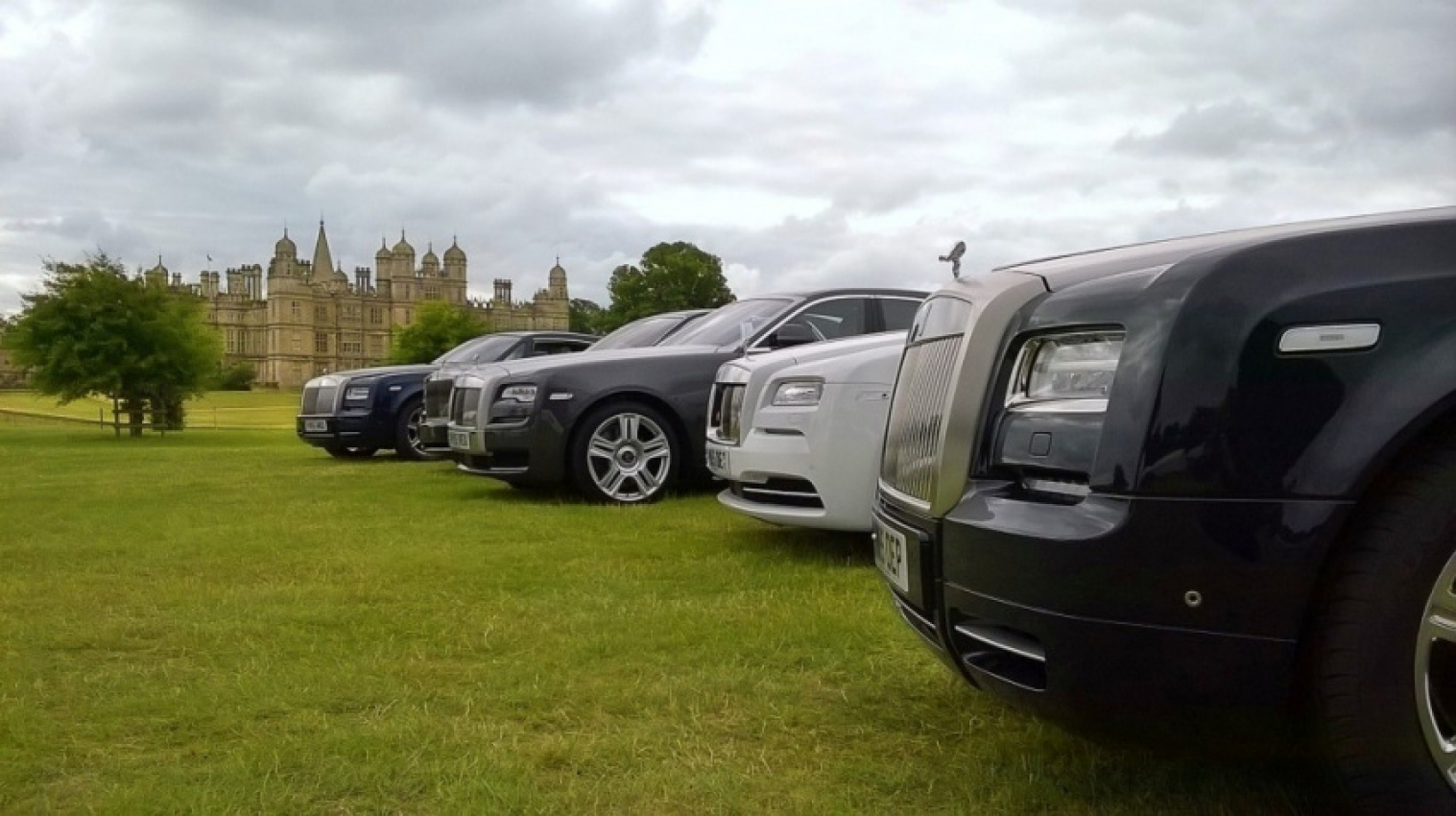 autos, cars, rolls-royce, this is the largest gathering of rolls-royces in the world