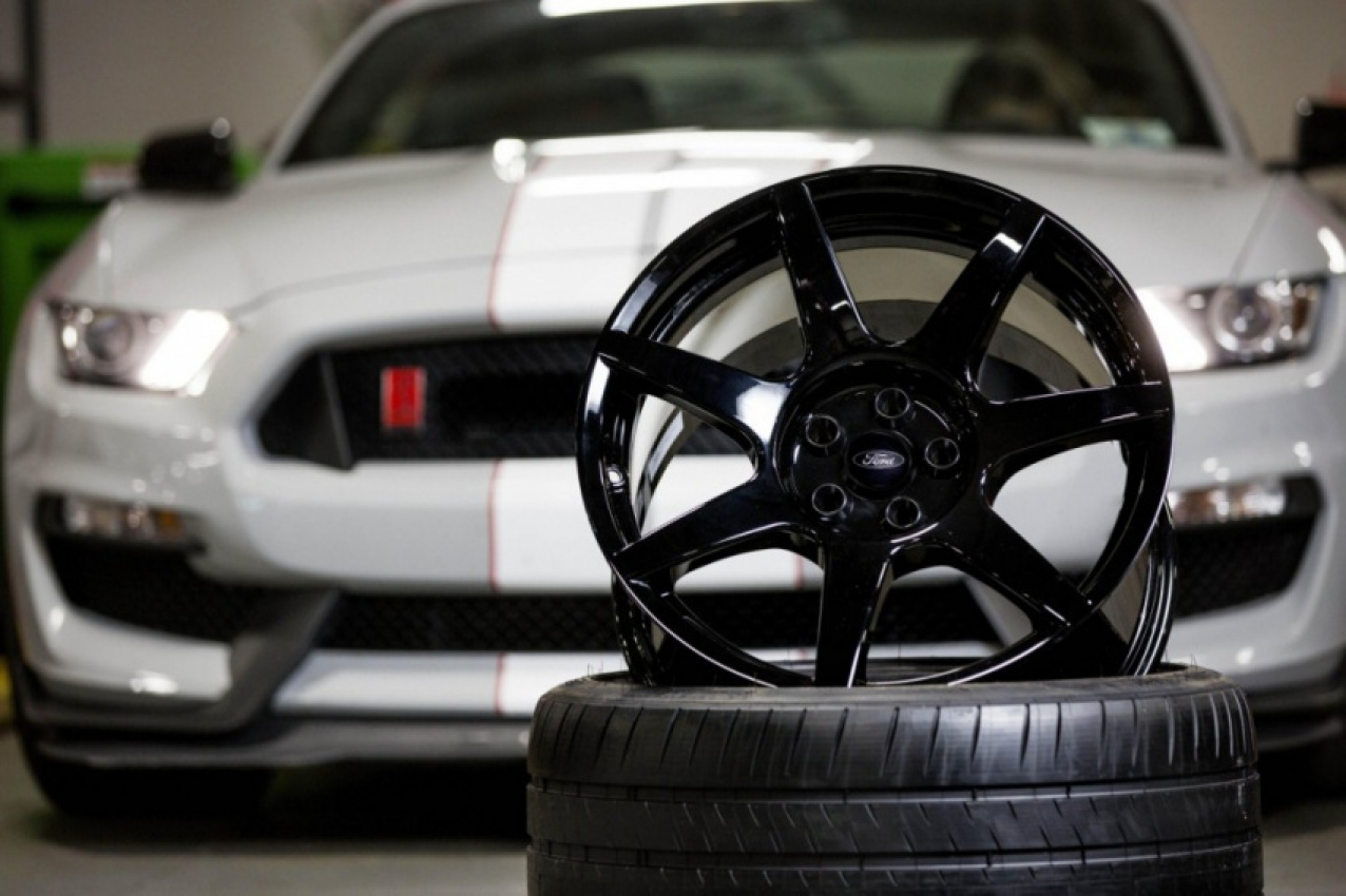 autos, cars, ford, ford reinvents the wheel – in carbon fibre
