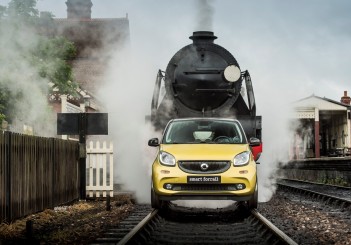 autos, cars, smart, video: the smart forrail - a new way of commuting?