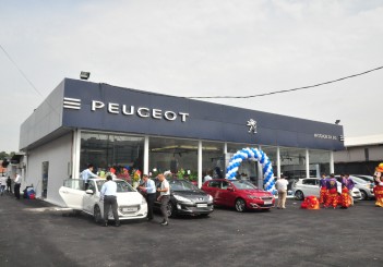 autos, cars, geo, peugeot, peugeot 4s centre opens in kajang