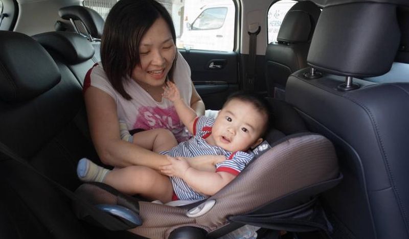 autos, cars, child seats, safety, make child seats in cars compulsory, govt urged