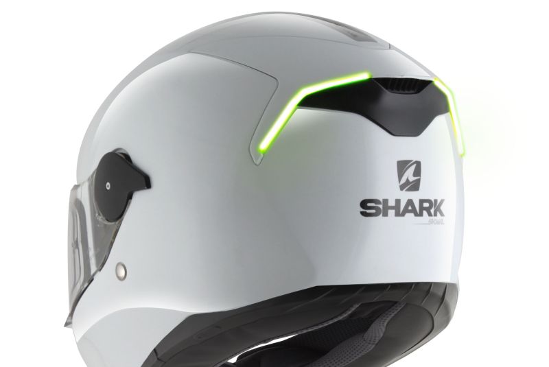 autos, cars, helmet, shark, skwal, the shark skwal is a helmet with leds