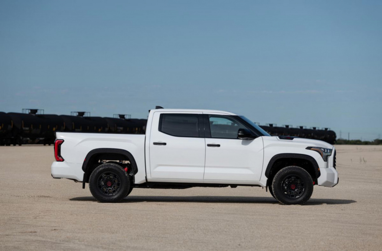 autos, cars, toyota, 2022 toyota tundra hybrid is slightly less efficient than f-150 powerboost