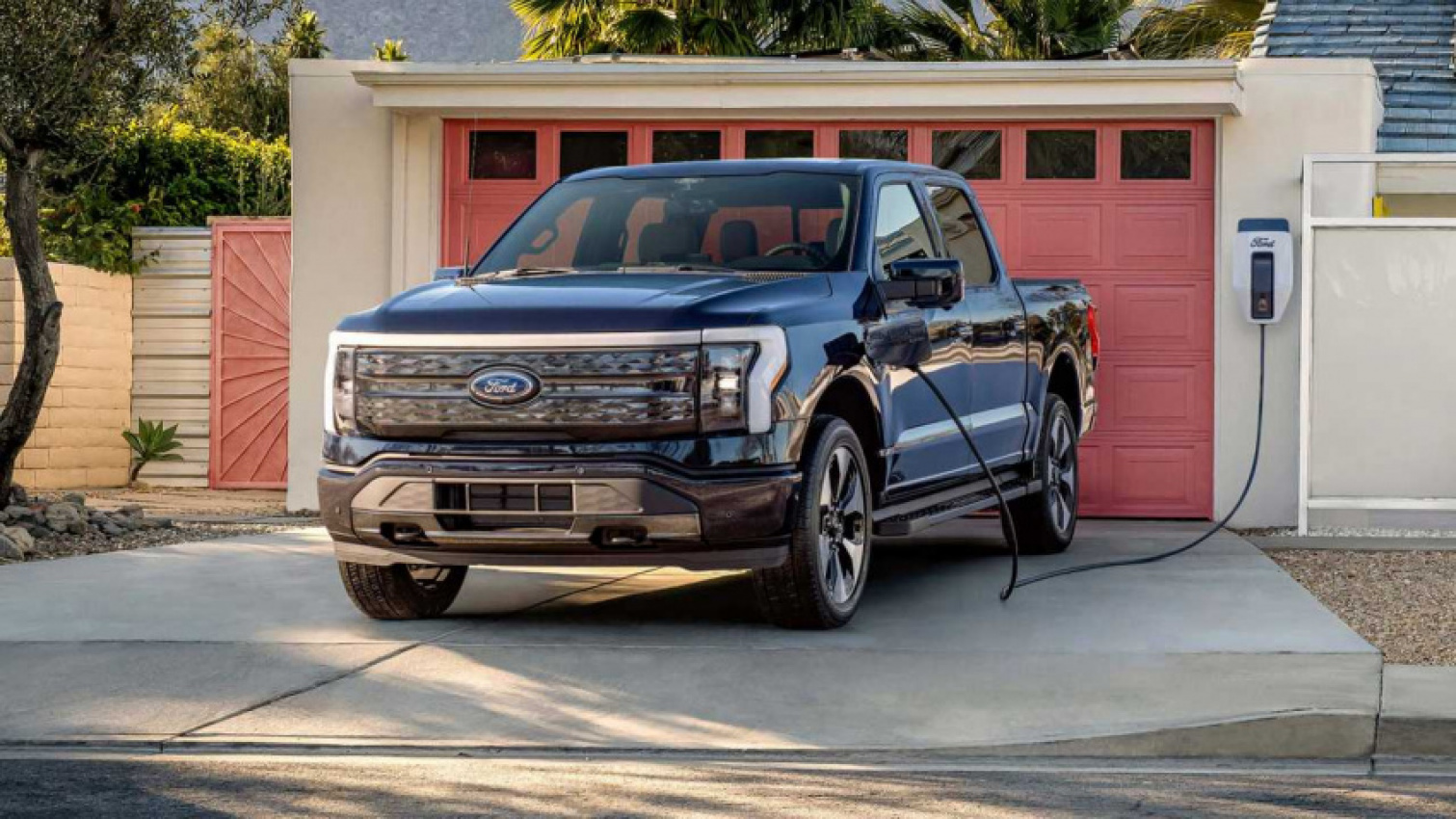 autos, cars, ford, ford f-150, ford f-150 lightning can now power your home for up to three days
