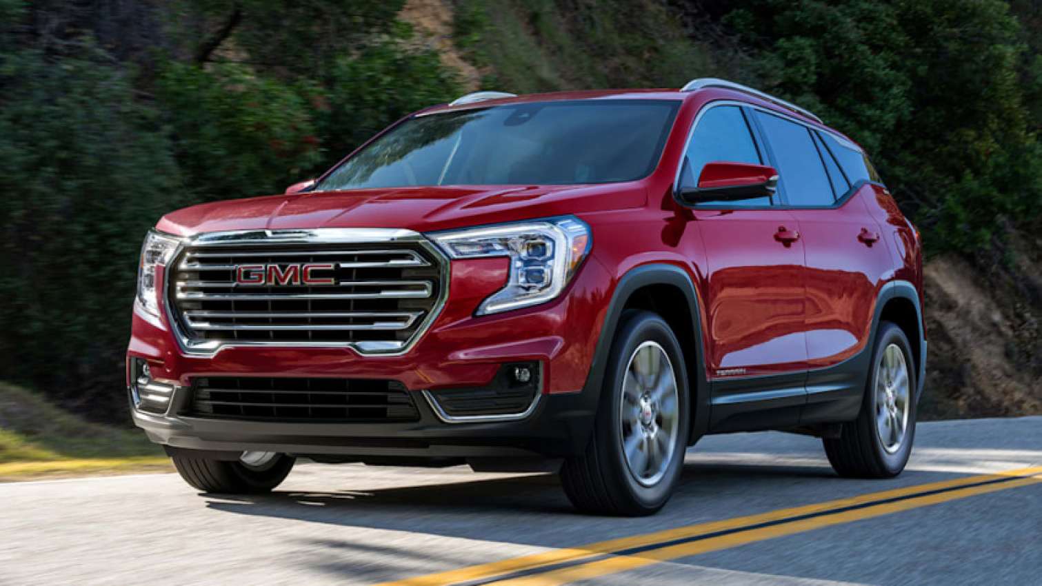 autos, cars, gmc, android, car buying, crossover, android, 2022 gmc terrain from $600 to $900 less expensive