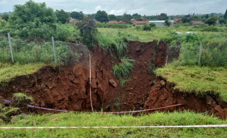 autos, cars, news, sanral, n1 road-closure warnings due to sinkhole