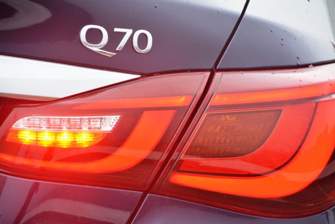 autos, cars, featured, infiniti, infiniti q70 2.5 test drive review
