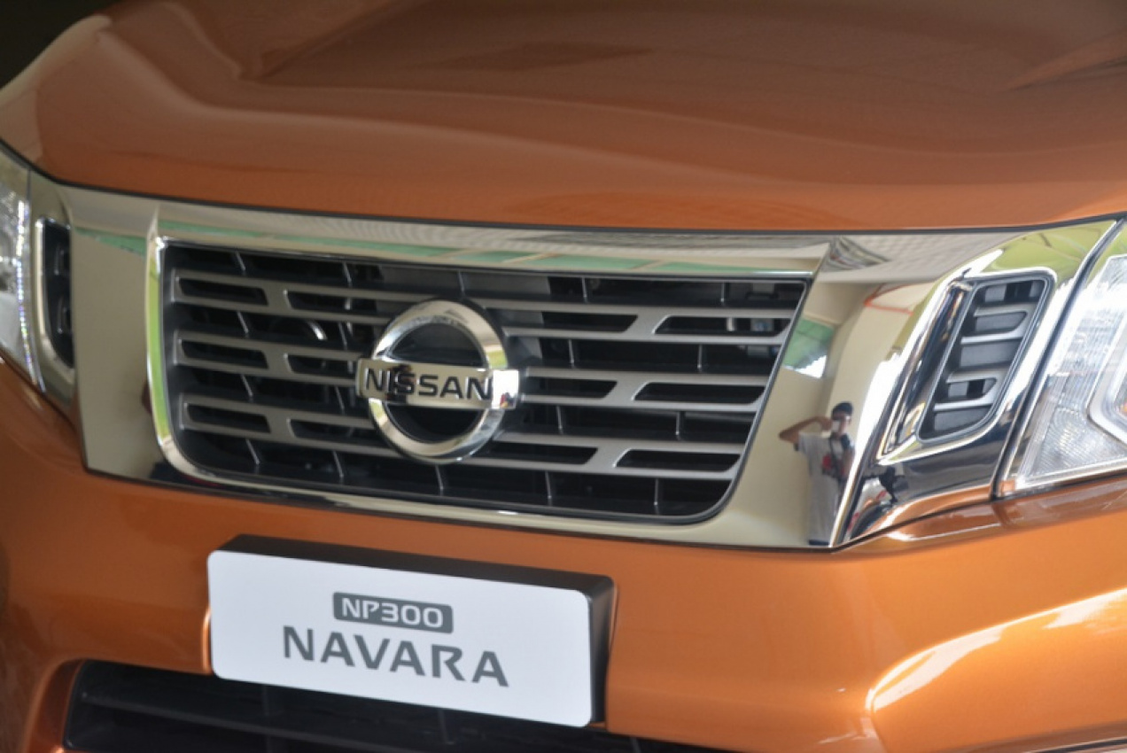 autos, cars, featured, nissan, navara, np300, nissan np300 navara previewed ahead of late nov launch