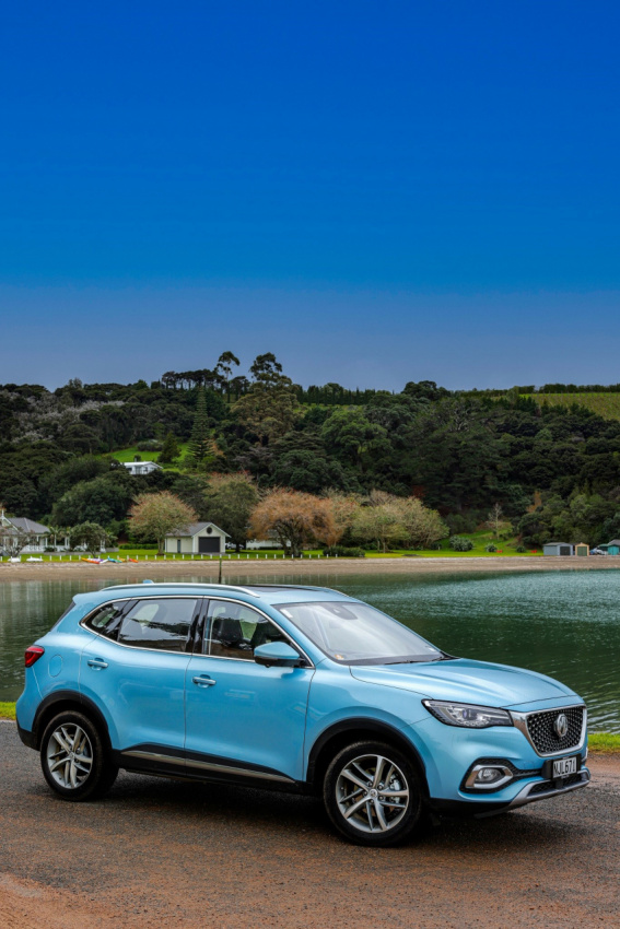 autos, cars, mg, reviews, android, car, cars, driven, driven nz, electric cars, green, mg hs, motoring, national, new zealand, nz, suv, android, mg hs plus ev essence review: mg plus electricity