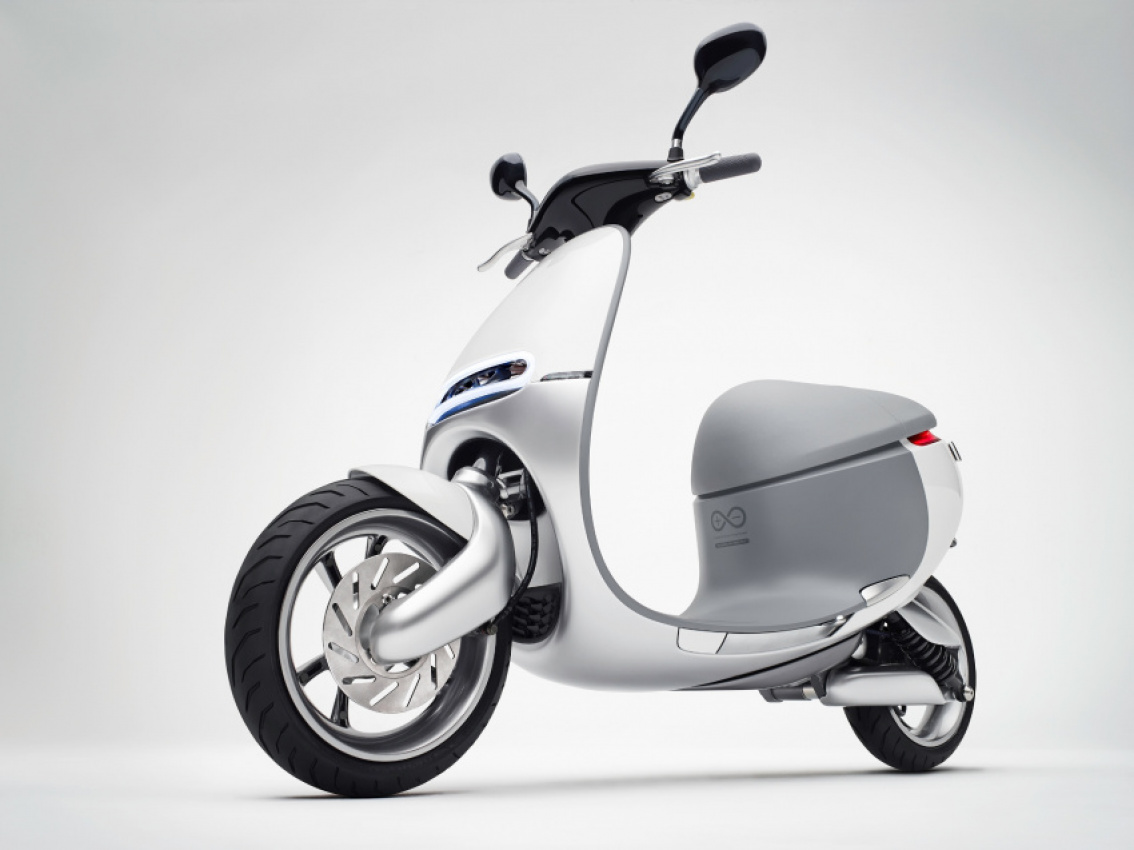 autos, bikes, cars, smart, electric vehicle, gogoro, scooter, gogoro smartscooter and crowdsourcing charging network