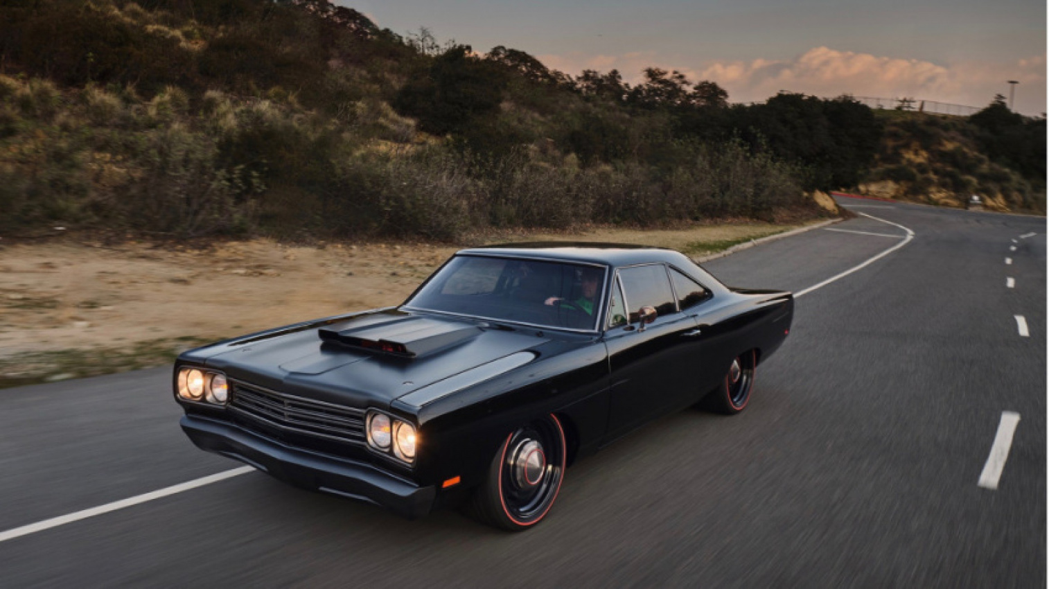autos, cars, hp, plymouth, celebrities, classic cars, coupes, hemi, modified, mopar, muscle cars, plymouth road runner, kevin hart's 940-hp 1969 plymouth road runner build is named “michael meyers”