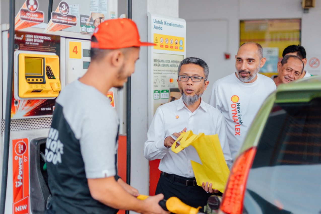 autos, cars, featured, charity, corporate social responsibility, fuels, malaysia, shell, help contribute to underprivileged children by using shell fuels