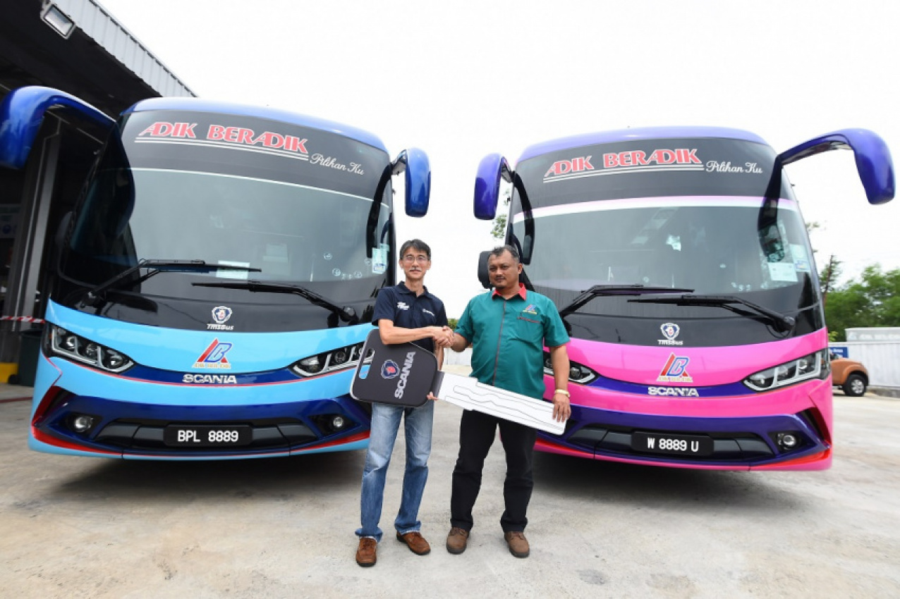 autos, cars, commercial vehicles, malaysia, scania, scania malaysia, scania malaysia delivers 18 buses to express & tour bus operator in kuala terengganu