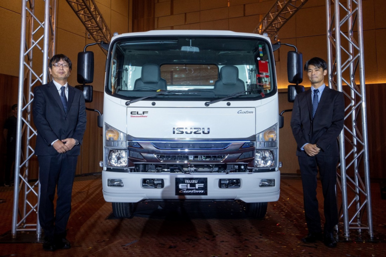 autos, cars, commercial vehicles, isuzu, commercial vehicle, isuzu malaysia, light duty truck, malaysia, medium duty truck, truck, isuzu malaysia introduces new elf and forward variants to expand its truck range and appeal