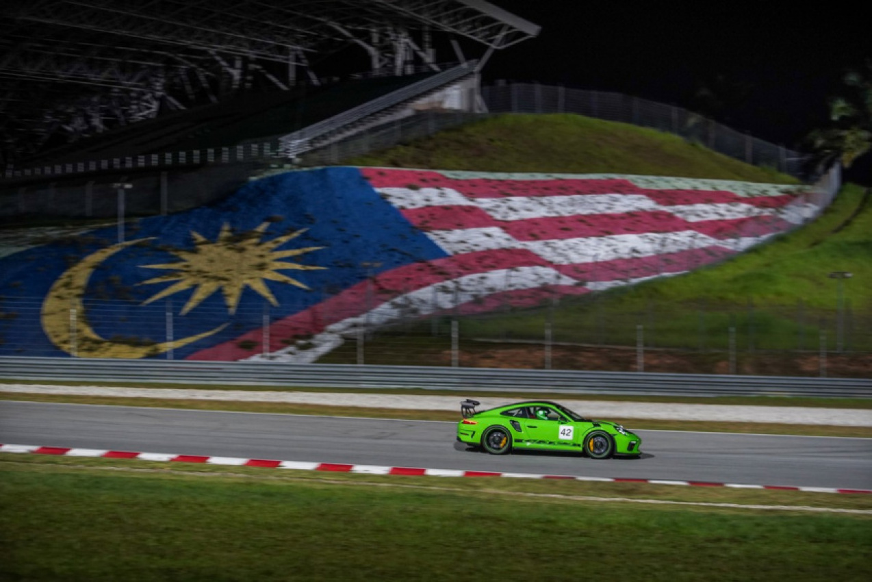 autos, car brands, cars, porsche, automotive, leasing, sdap, sepang, sepang international circuit, sime darby auto performance, sports car, largest gathering of porsches in sepang, and 360 leasing by sdap
