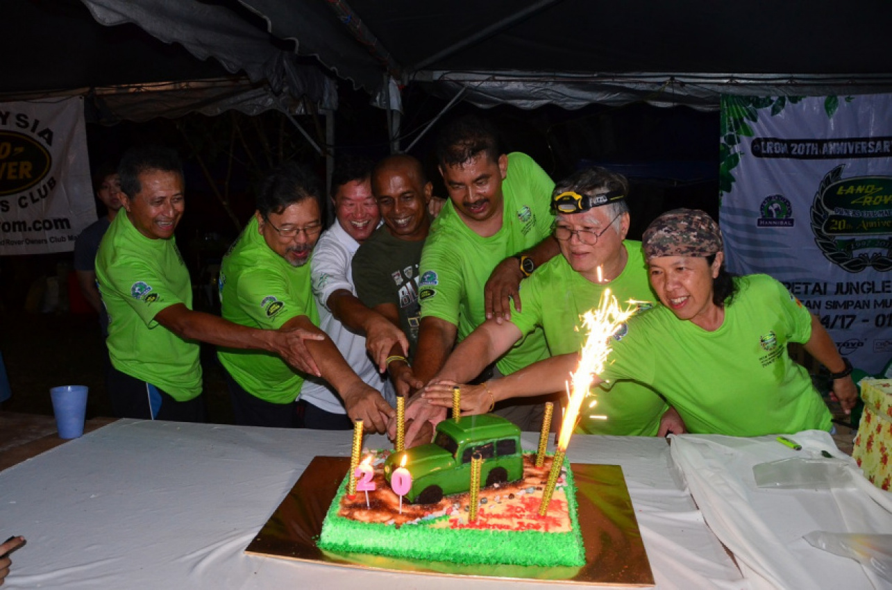autos, car brands, cars, land rover, land rover owners club malaysia celebrates 20th anniversary with jamboree
