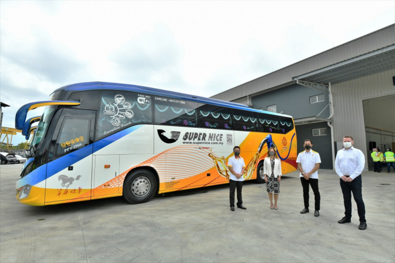 autos, cars, commercial vehicles, express seni budaya (m) sdn bhd, malaysia, scania, scania credit malaysia, scania ecolution, scania malaysia, scania southeast asia, supernice express, unimax group of companies, super nice express buys another 10 scania coaches to expand its ecolution partnership