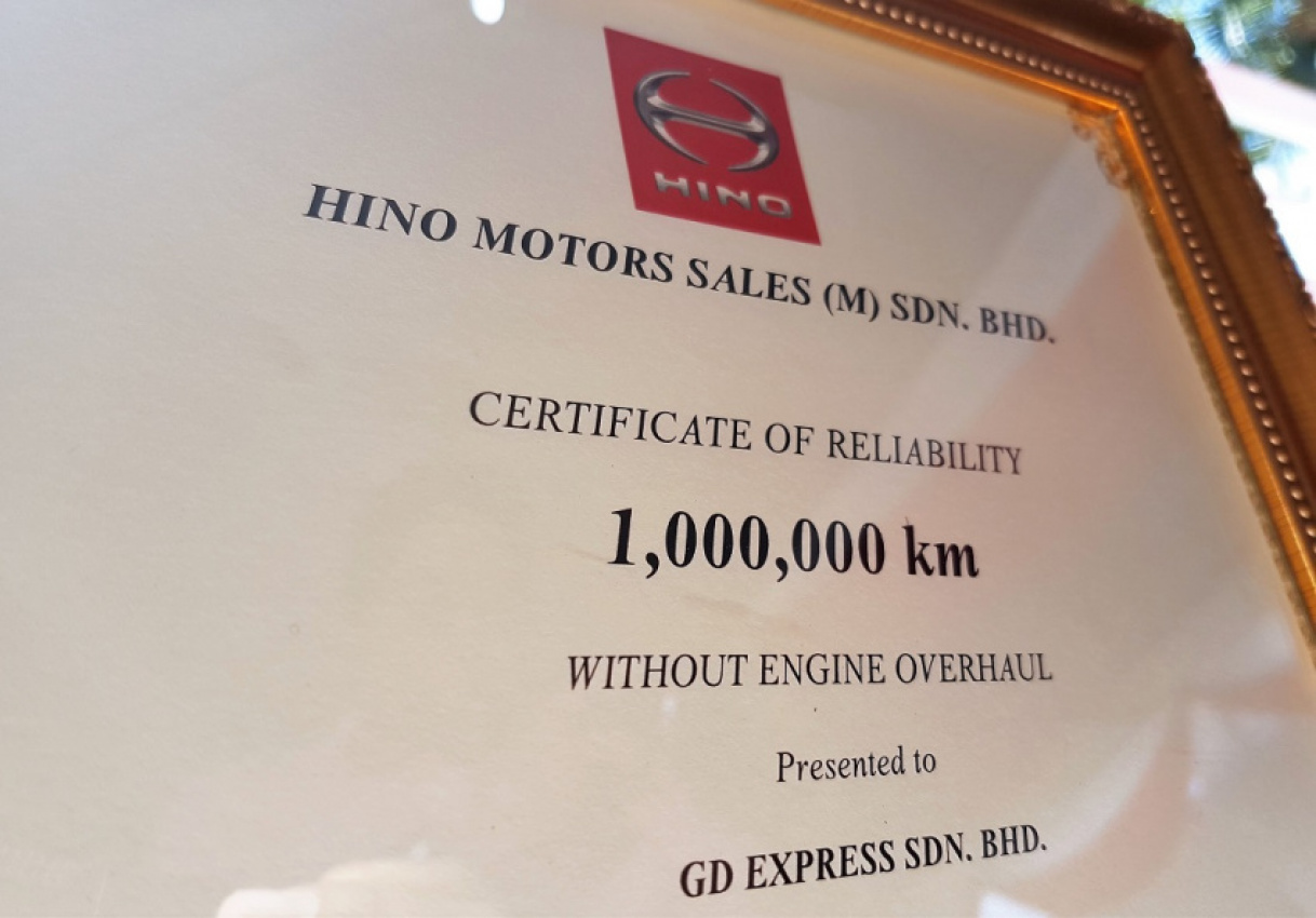 autos, cars, commercial vehicles, gd express, hino, hino trucks clock up 1 million kilometres without an overhaul