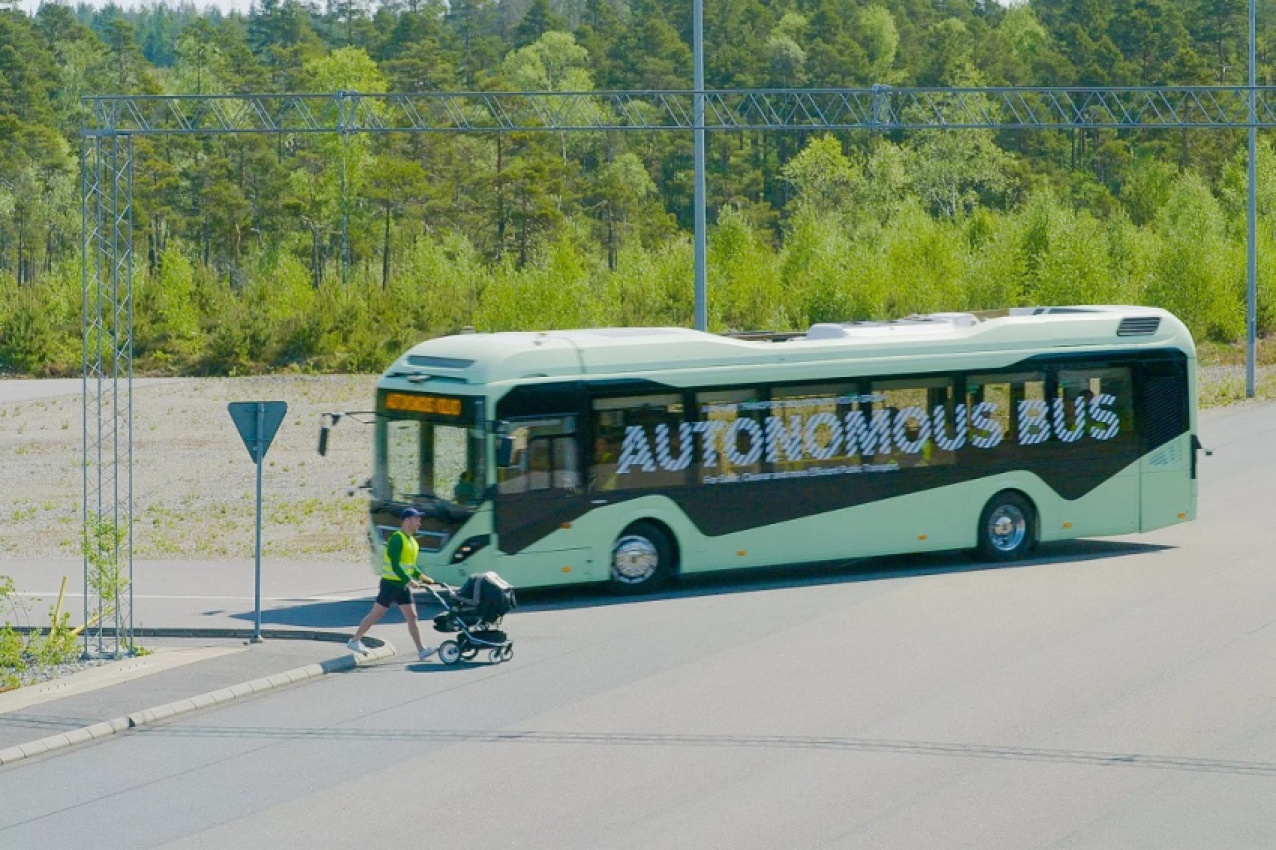 autos, cars, commercial vehicles, volvo, autonomous vehicles, commercial vehicles, public transport, volvo buses, volvo buses studies effects of self-driving vehicles on passengers