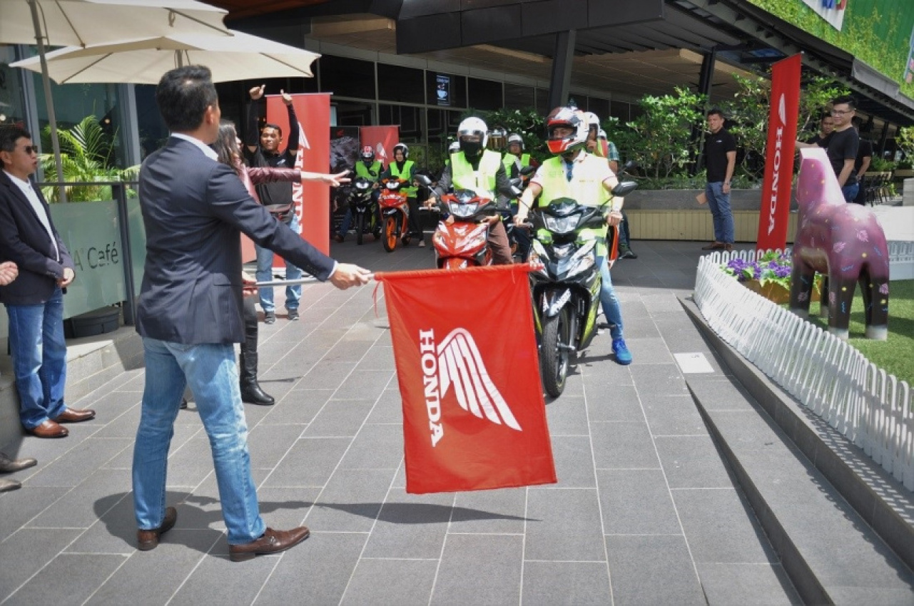 autos, bikes, cars, honda, boon siew honda, malaysian cub prix, motorbike, motorcycle, zaqhwan zaidi, boon siew honda launches new dash 125 motorcycle; priced from rm5,999