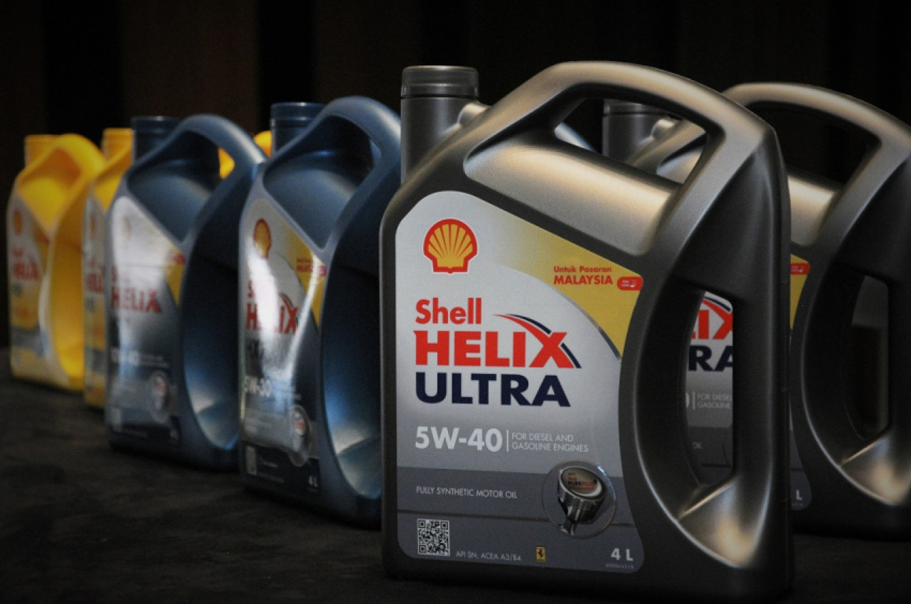 autos, cars, featured, engine oil, malaysia, shell, shell helix, shell malaysia, shell malaysia introduces ‘made for malaysia’ helix engine oil label with unique qr codes
