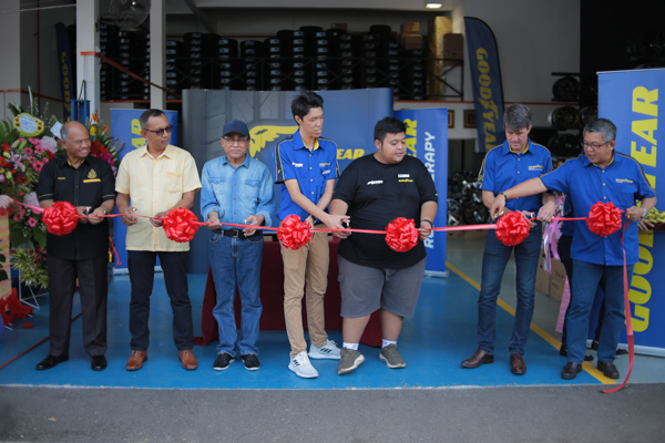 autos, cars, featured, goodyear, goodyear autocare, goodyear malaysia, goodyear tire & rubber company, malaysia, new goodyear autocare outlet opens in batu caves