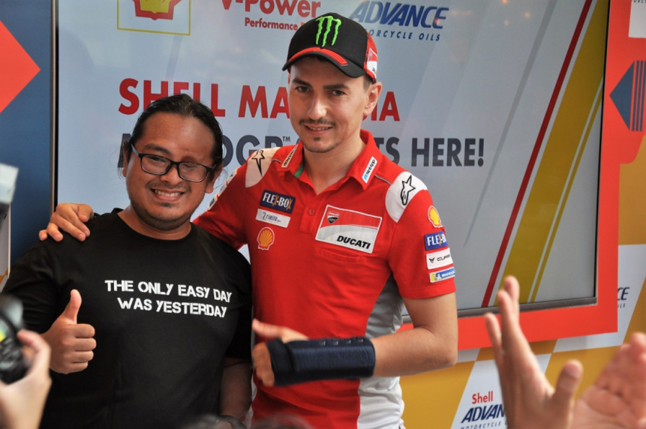 autos, bikes, cars, motogp, motorcycle grand prix, sepang, shell, shell malaysia, shell malaysia hosts meet-and-greet session with jorge lorenzo