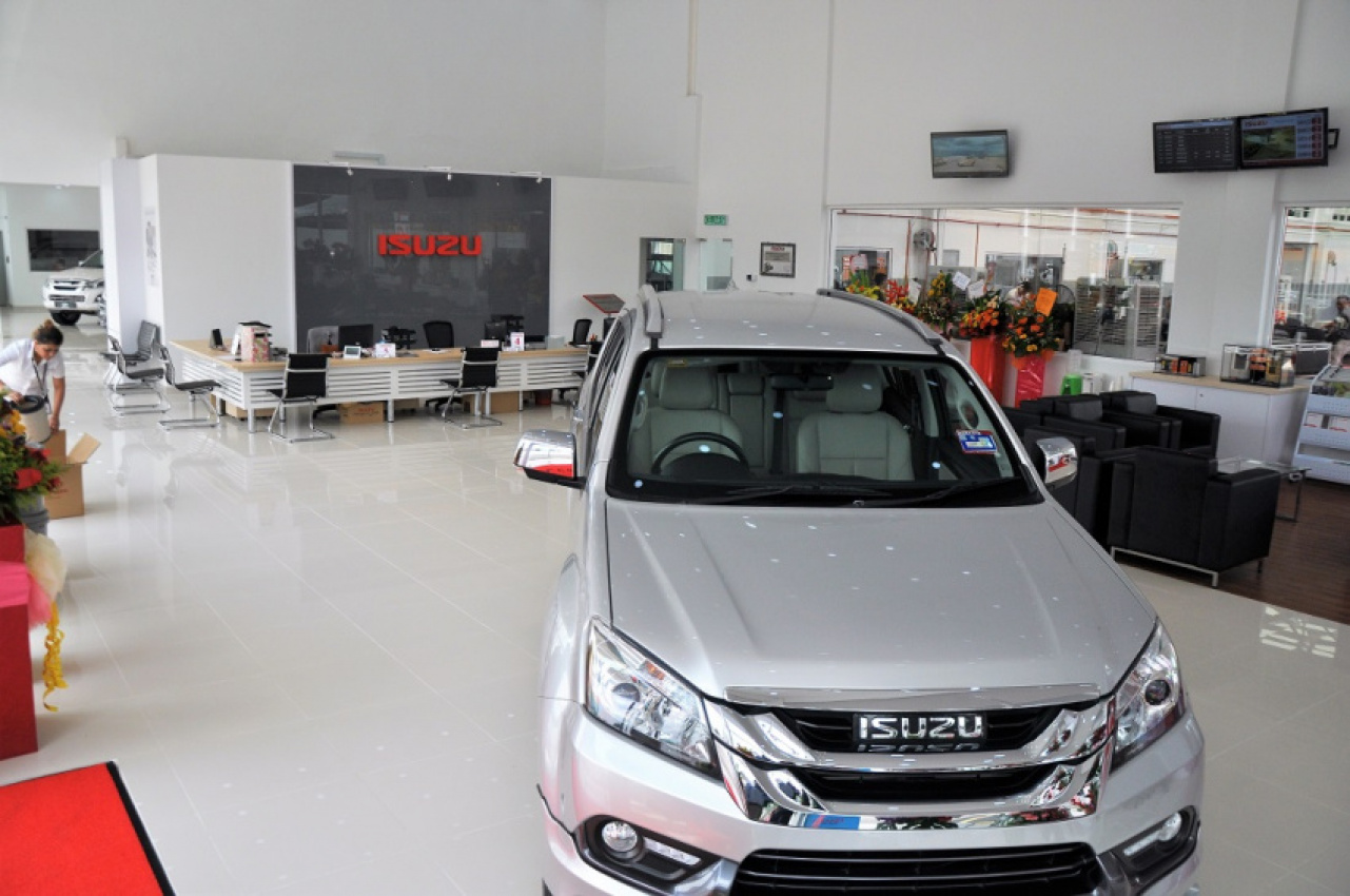 autos, car brands, cars, isuzu, biodiesel, commercial vehicles, diesel, isuzu malaysia, light commercial vehicles, malaysia, pickup truck, truck, isuzu malaysia to continue expanding network; new blue power diesel engine to be available end 2019