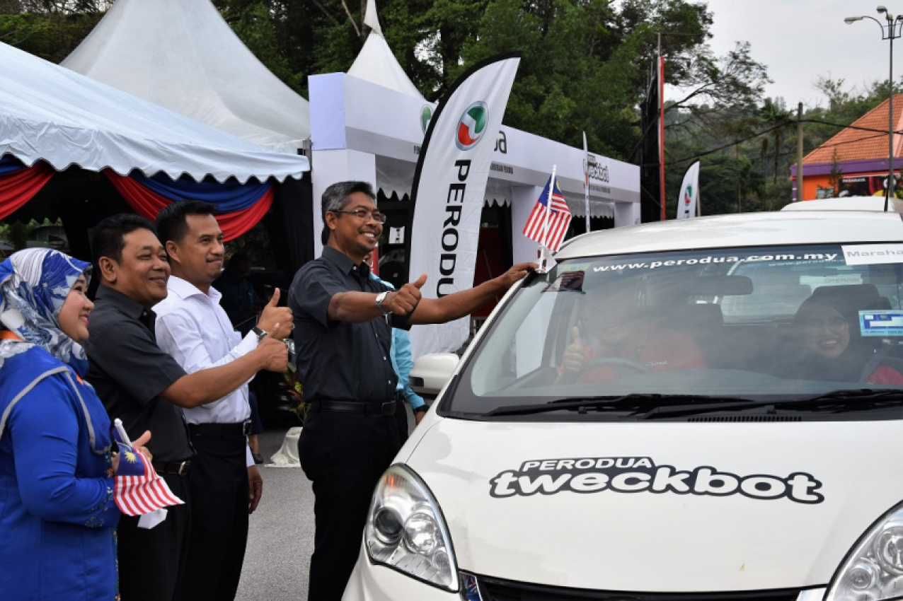 autos, car brands, cars, automotive, cars, perodua, road safety, safety, tweckbot, vehicle inspection, perodua tweckbot out to push for safety during hari raya aidil adha and merdeka