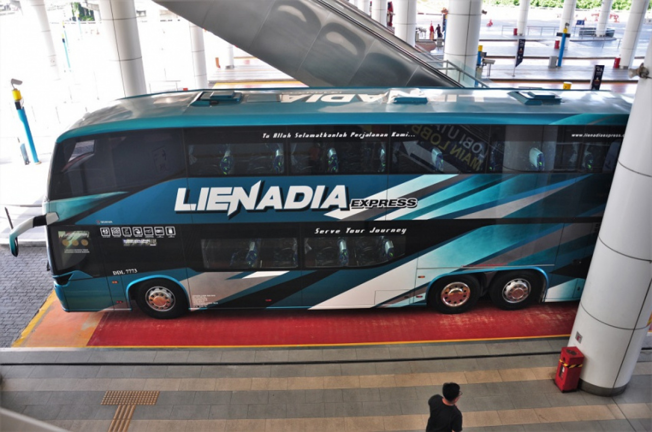 autos, cars, commercial vehicles, automotive, coach, commercial vehicles, darul iman express, ekspres perdana, express bus, lienadia express, perdana express, perdana group, scania, scania southeast asia, perdana group expands fleet with new scania buses, commits to ecolution and maintenance contracts