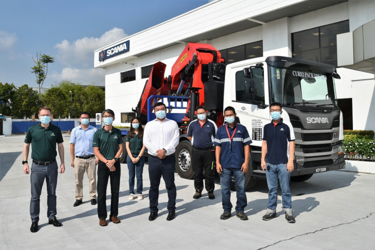 autos, cars, commercial vehicles, automotive, commercial vehicles, curio pack sdn bhd, logistics, scania credit, scania credit malaysia, scania malaysia, scania southeast asia, trucks, scania delivers new p410 rigid truck to curio pack sdn bhd