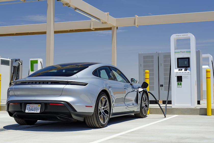 autos, cars, electric vehicles, industry news, technology, 3g shutdown will leave ev owners with nowhere to charge