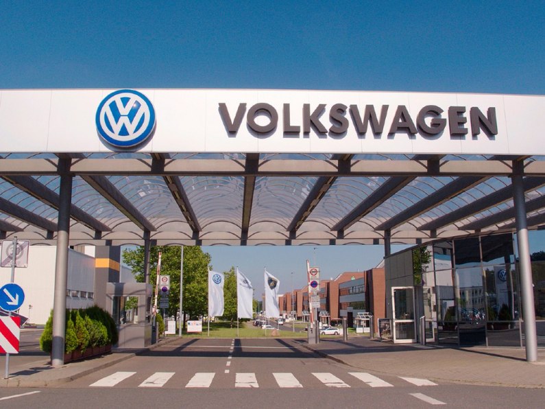 autos, cars, volkswagen, car news, volkswagen to introduce shorter working hours for 80,000 staff in germany