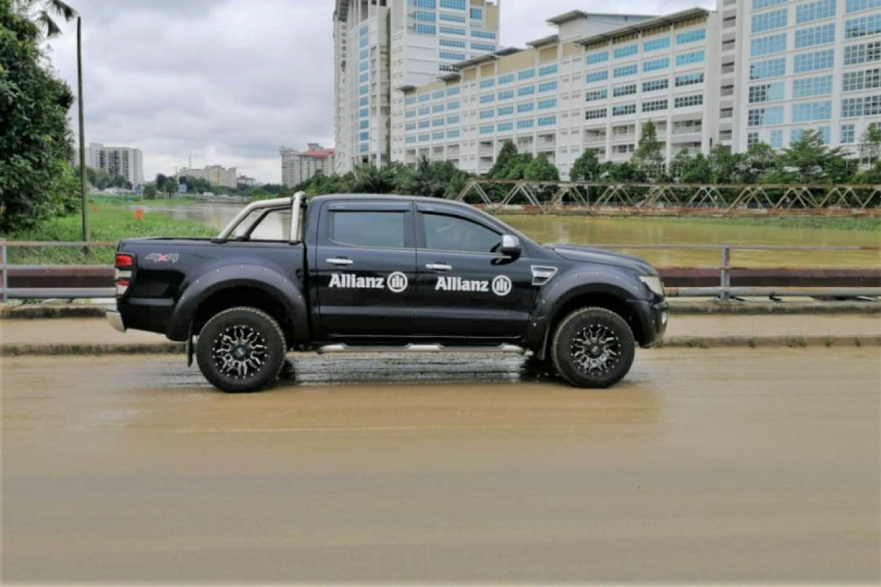autos, cars, featured, allianz, allianz general insurance company, claims, fire, flood, insurance, malaysia, allianz general insurance facilitating fast flood claims settlement for customers