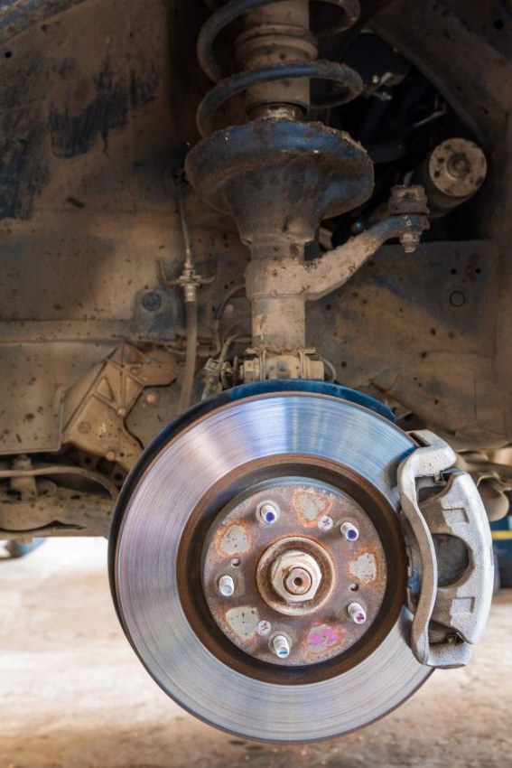 autos, cars, reviews, brake cleaner, brake disc car, insights, squealing much? maybe it's time to clean your brake disc